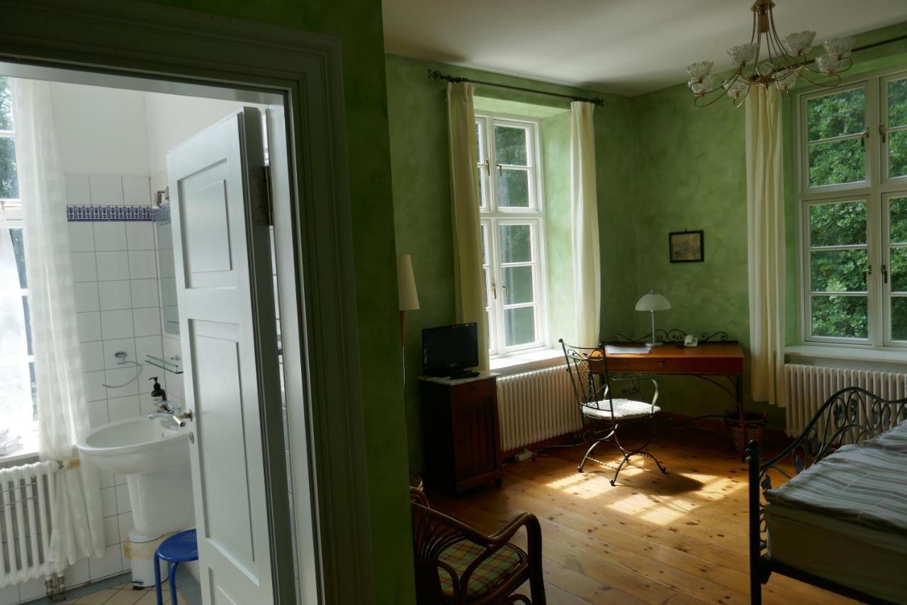 Landhaus Schloss Koelzow Kolzow Ngoại thất bức ảnh