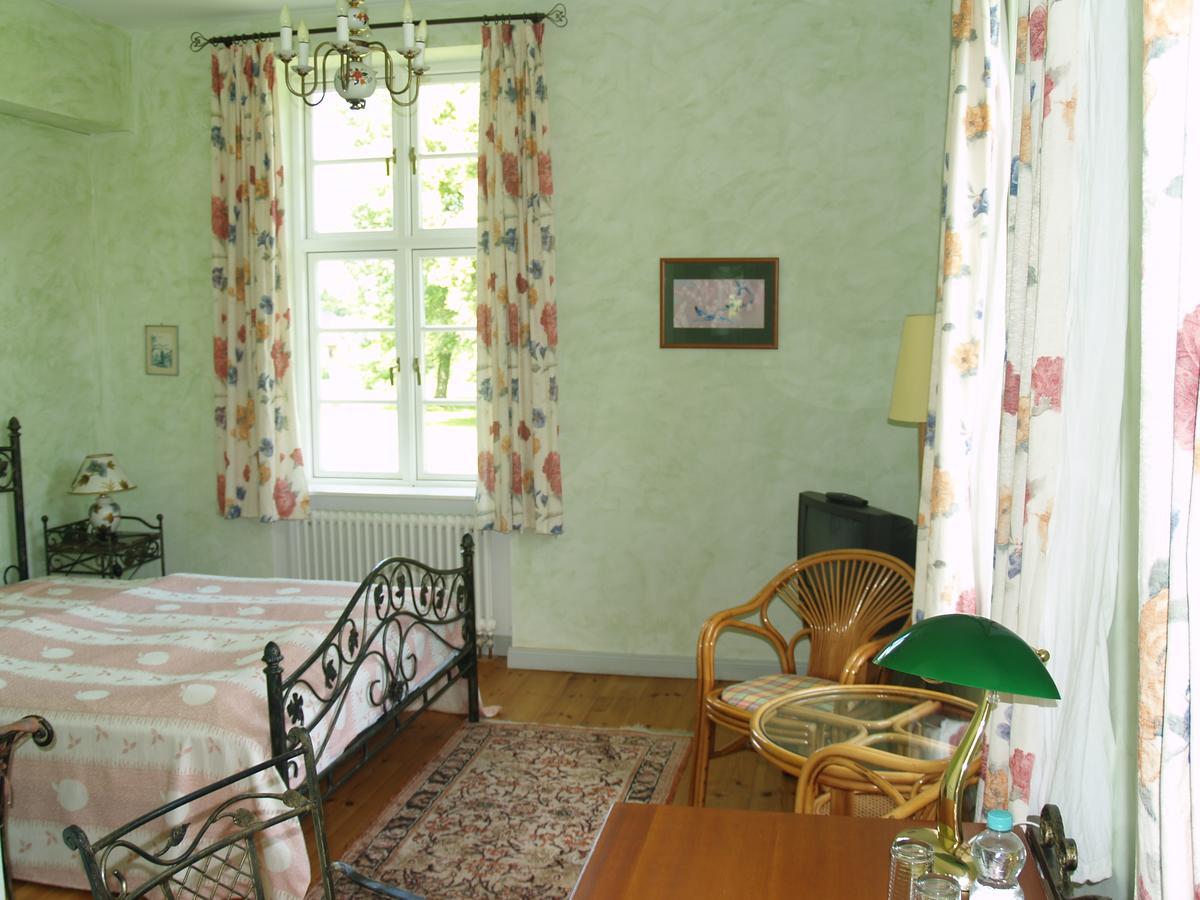 Landhaus Schloss Koelzow Ngoại thất bức ảnh